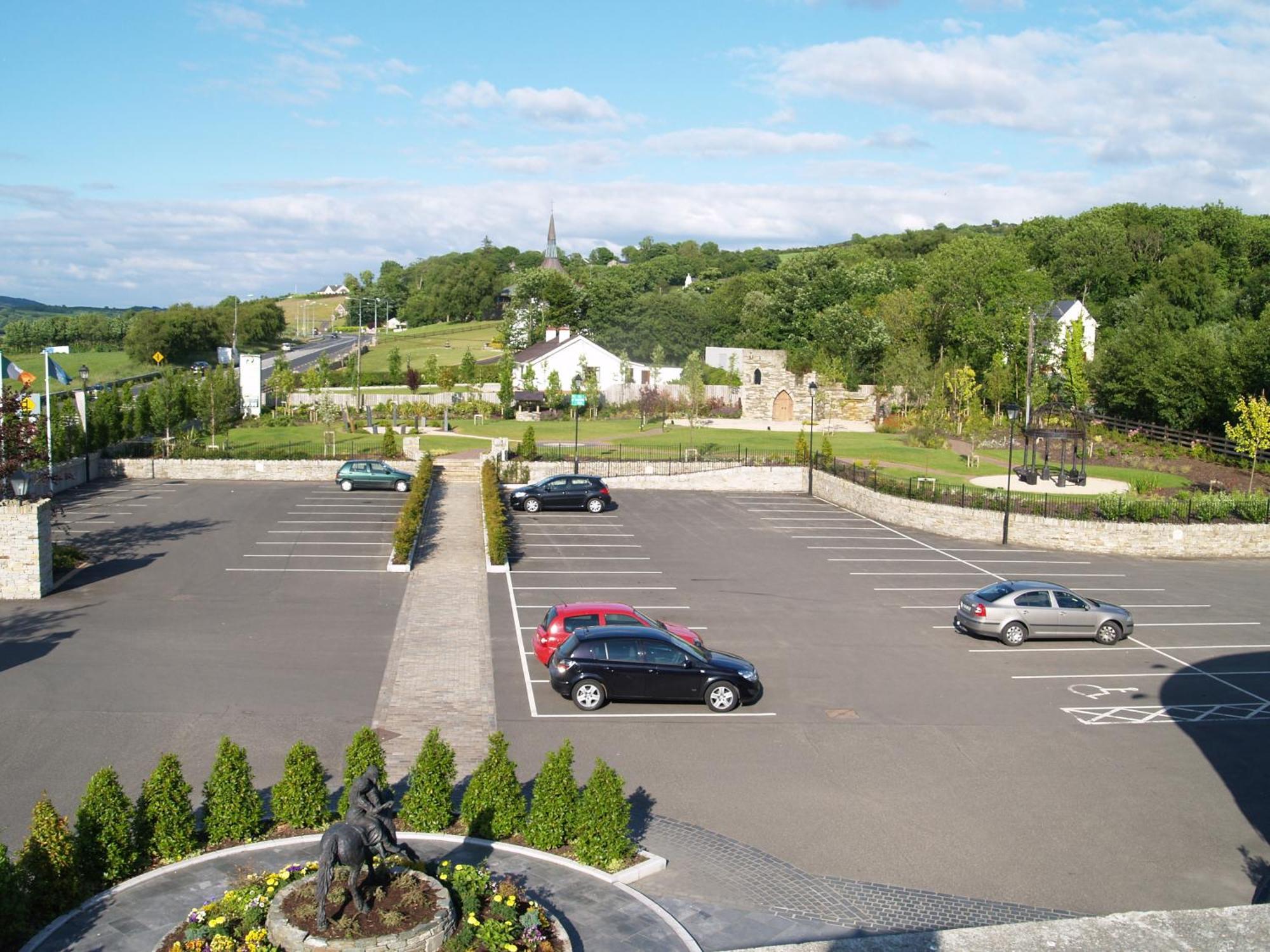 An Grianan Hotel Burt 외부 사진