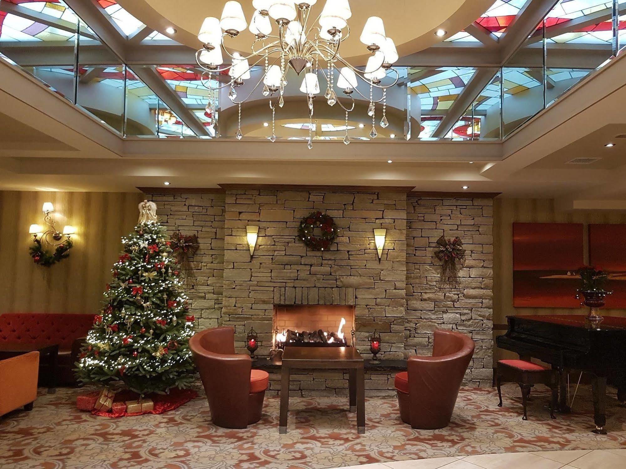 An Grianan Hotel Burt 외부 사진